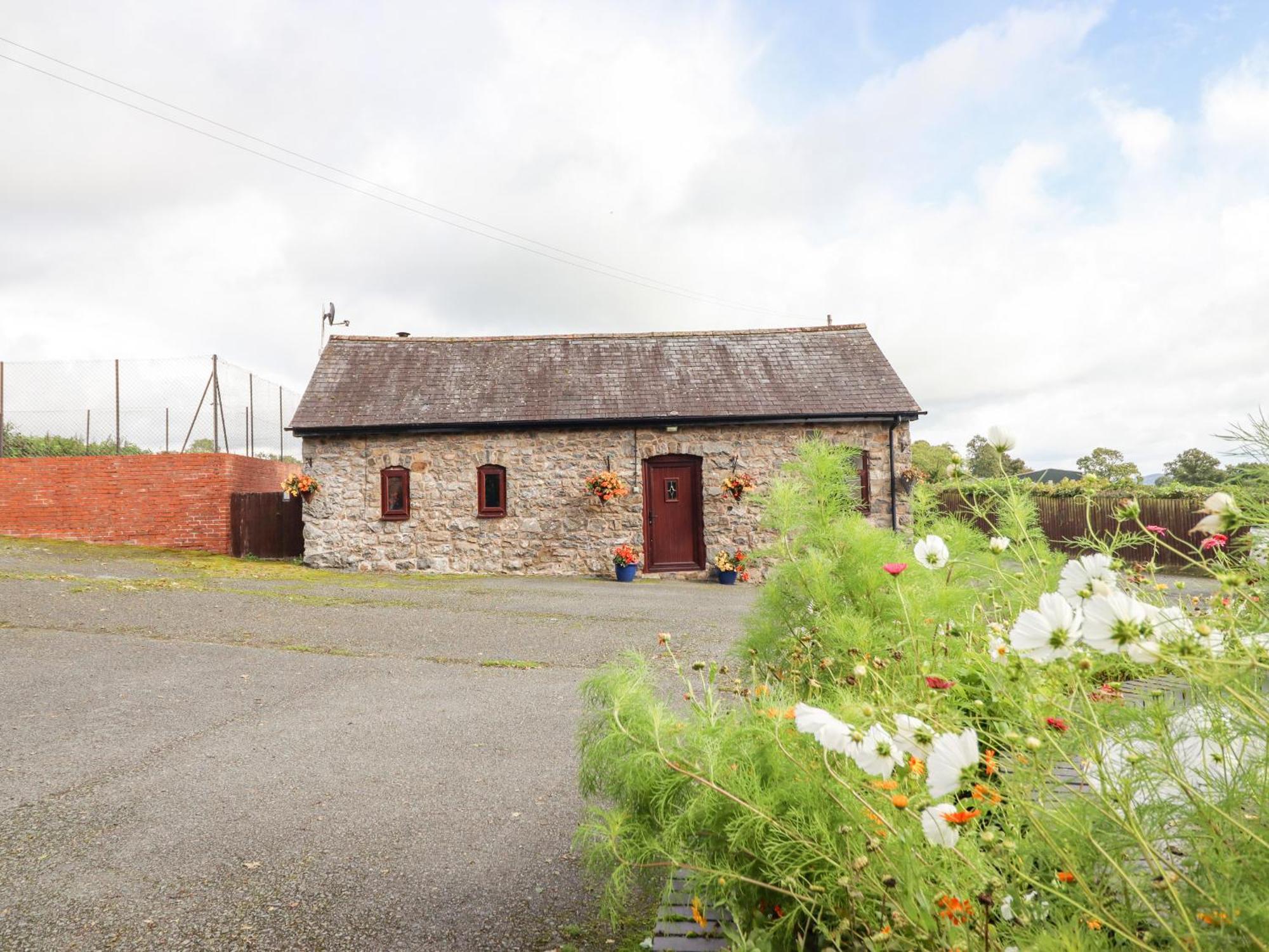 Bwthyn Ty Newydd Villa Dolanog Eksteriør bilde